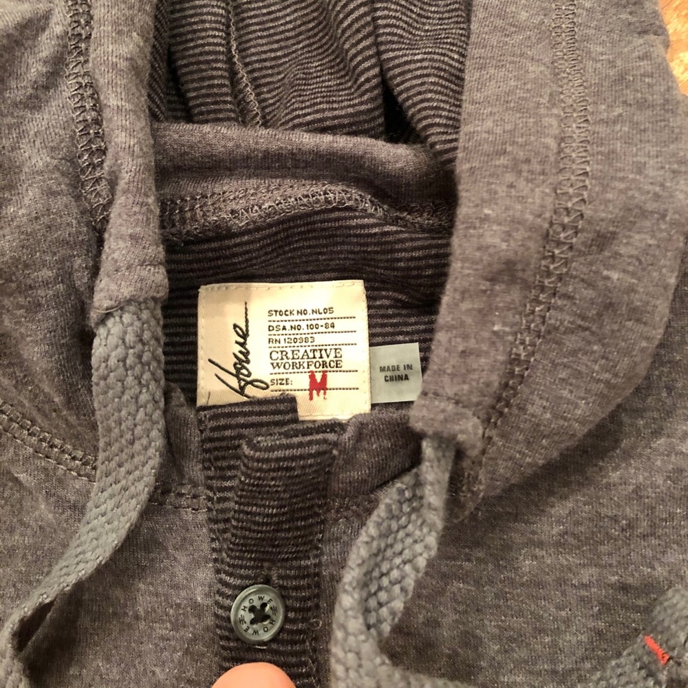 Howe Hooded Tee - Picture 2 of 3